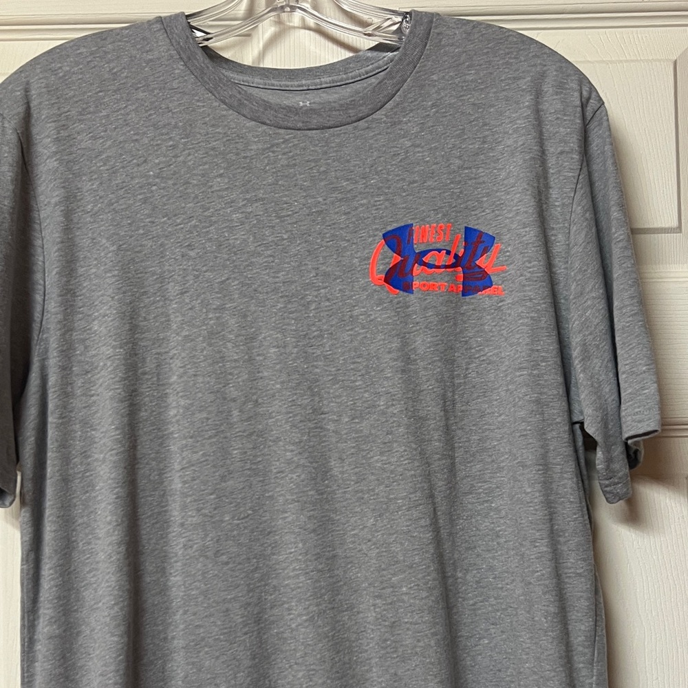 Gray Graphic Men's T-Shirt - Casual Everyday Wear